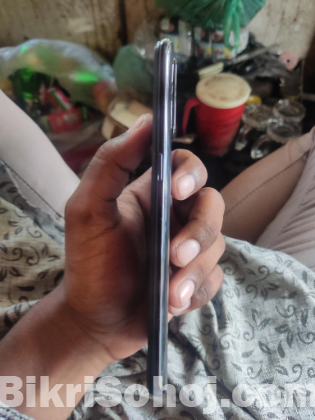 Oppo F15